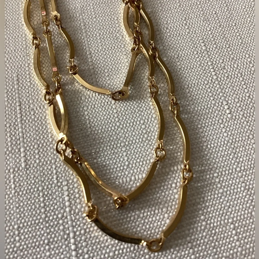 Gold Tone Necklace